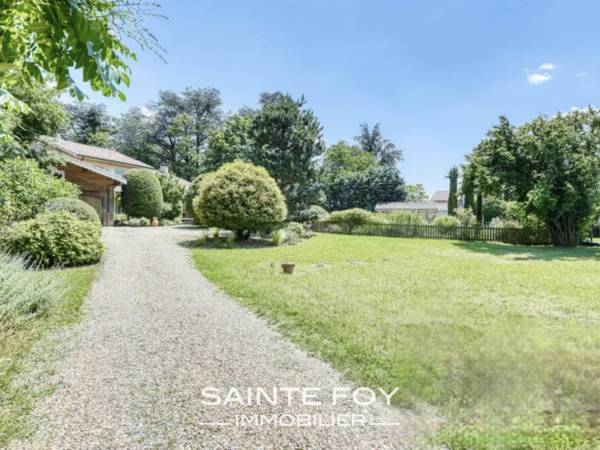 2024946 image2 - Sainte Foy Immobilier - Ce sont des agences immobilières dans l'Ouest Lyonnais spécialisées dans la location de maison ou d'appartement et la vente de propriété de prestige.