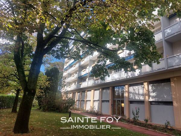 2024971 image8 - Sainte Foy Immobilier - Ce sont des agences immobilières dans l'Ouest Lyonnais spécialisées dans la location de maison ou d'appartement et la vente de propriété de prestige.