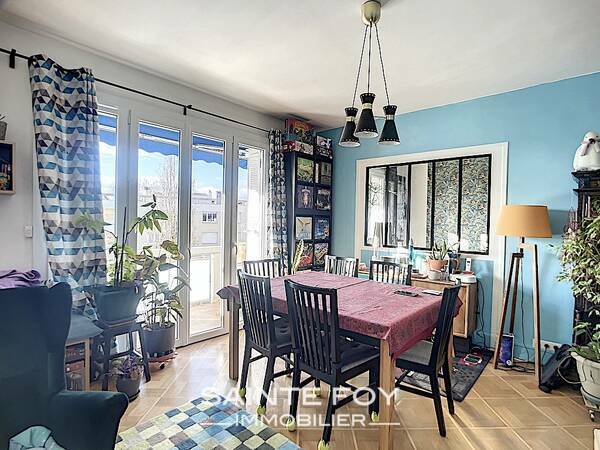 2024971 image2 - Sainte Foy Immobilier - Ce sont des agences immobilières dans l'Ouest Lyonnais spécialisées dans la location de maison ou d'appartement et la vente de propriété de prestige.