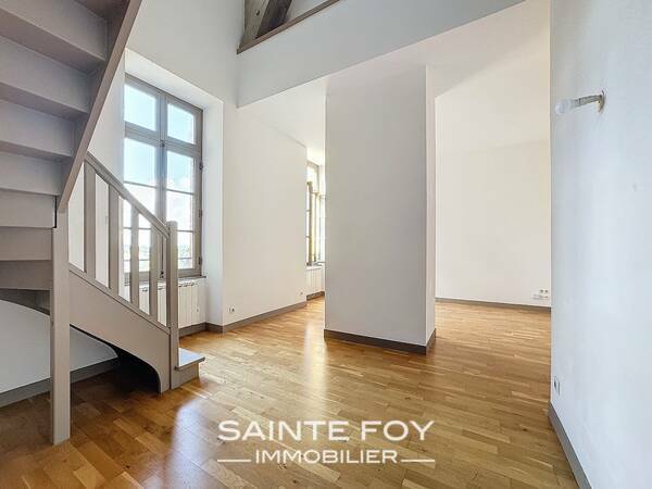 2022554 image6 - Sainte Foy Immobilier - Ce sont des agences immobilières dans l'Ouest Lyonnais spécialisées dans la location de maison ou d'appartement et la vente de propriété de prestige.