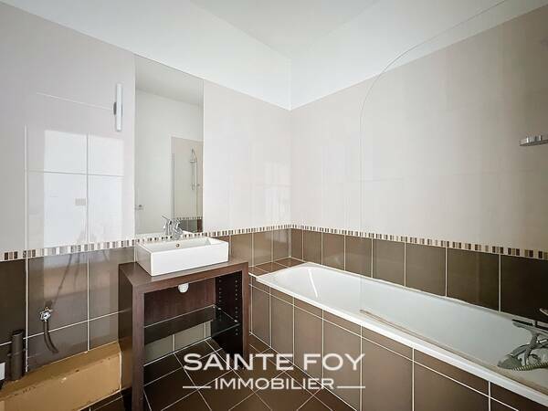 2022554 image9 - Sainte Foy Immobilier - Ce sont des agences immobilières dans l'Ouest Lyonnais spécialisées dans la location de maison ou d'appartement et la vente de propriété de prestige.