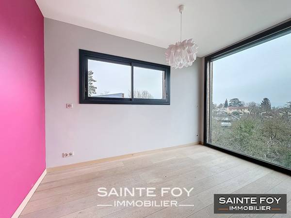 2024981 image5 - Sainte Foy Immobilier - Ce sont des agences immobilières dans l'Ouest Lyonnais spécialisées dans la location de maison ou d'appartement et la vente de propriété de prestige.