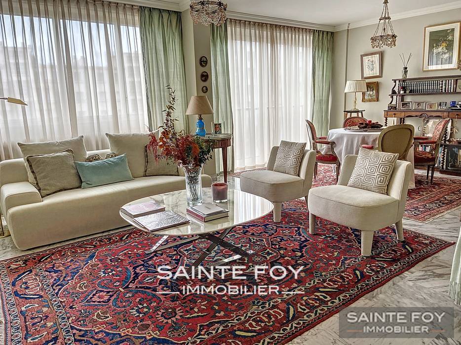 2024976 image1 - Sainte Foy Immobilier - Ce sont des agences immobilières dans l'Ouest Lyonnais spécialisées dans la location de maison ou d'appartement et la vente de propriété de prestige.