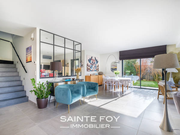 2025571 image2 - Sainte Foy Immobilier - Ce sont des agences immobilières dans l'Ouest Lyonnais spécialisées dans la location de maison ou d'appartement et la vente de propriété de prestige.