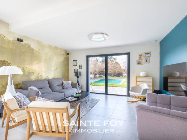 2025571 image3 - Sainte Foy Immobilier - Ce sont des agences immobilières dans l'Ouest Lyonnais spécialisées dans la location de maison ou d'appartement et la vente de propriété de prestige.