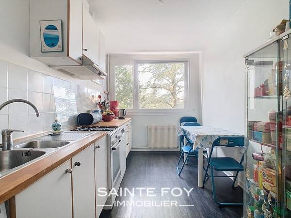 2025602 image3 - Sainte Foy Immobilier - Ce sont des agences immobilières dans l'Ouest Lyonnais spécialisées dans la location de maison ou d'appartement et la vente de propriété de prestige.