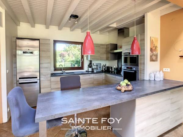 2022590 image4 - Sainte Foy Immobilier - Ce sont des agences immobilières dans l'Ouest Lyonnais spécialisées dans la location de maison ou d'appartement et la vente de propriété de prestige.