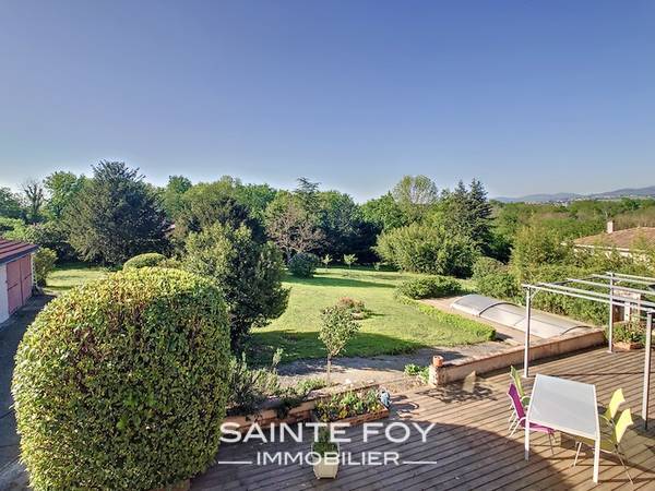 2022590 image9 - Sainte Foy Immobilier - Ce sont des agences immobilières dans l'Ouest Lyonnais spécialisées dans la location de maison ou d'appartement et la vente de propriété de prestige.