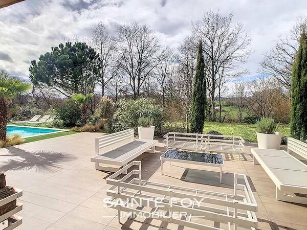 2025634 image6 - Sainte Foy Immobilier - Ce sont des agences immobilières dans l'Ouest Lyonnais spécialisées dans la location de maison ou d'appartement et la vente de propriété de prestige.