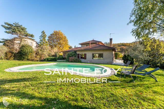 2024964 image1 - Sainte Foy Immobilier - Ce sont des agences immobilières dans l'Ouest Lyonnais spécialisées dans la location de maison ou d'appartement et la vente de propriété de prestige.
