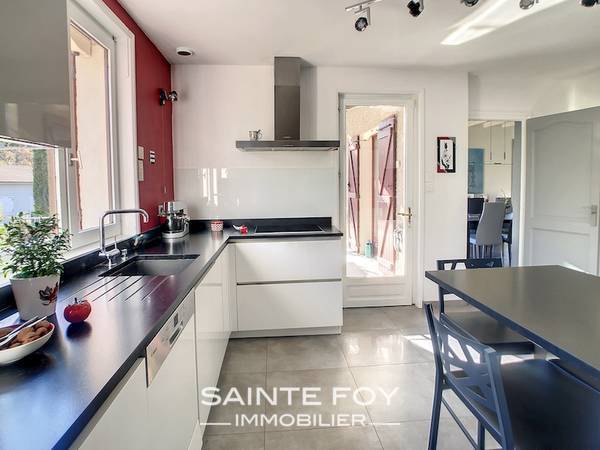 2024964 image4 - Sainte Foy Immobilier - Ce sont des agences immobilières dans l'Ouest Lyonnais spécialisées dans la location de maison ou d'appartement et la vente de propriété de prestige.