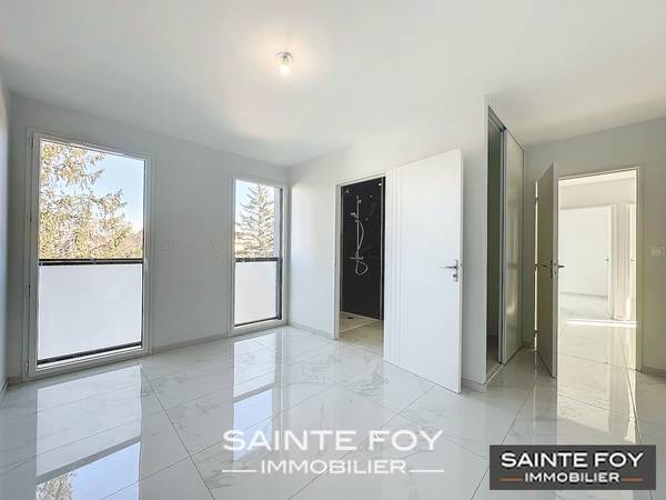 2025642 image4 - Sainte Foy Immobilier - Ce sont des agences immobilières dans l'Ouest Lyonnais spécialisées dans la location de maison ou d'appartement et la vente de propriété de prestige.
