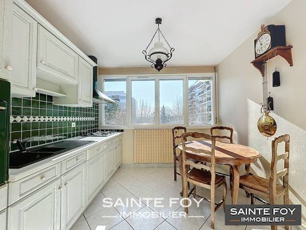 2025652 image4 - Sainte Foy Immobilier - Ce sont des agences immobilières dans l'Ouest Lyonnais spécialisées dans la location de maison ou d'appartement et la vente de propriété de prestige.