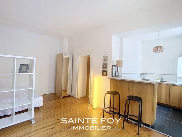 1761347 image2 - Sainte Foy Immobilier - Ce sont des agences immobilières dans l'Ouest Lyonnais spécialisées dans la location de maison ou d'appartement et la vente de propriété de prestige.