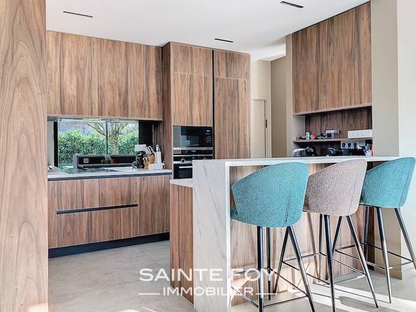 2025685 image5 - Sainte Foy Immobilier - Ce sont des agences immobilières dans l'Ouest Lyonnais spécialisées dans la location de maison ou d'appartement et la vente de propriété de prestige.