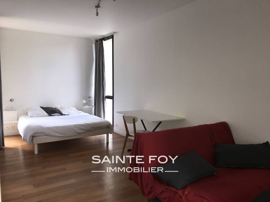2023370 image1 - Sainte Foy Immobilier - Ce sont des agences immobilières dans l'Ouest Lyonnais spécialisées dans la location de maison ou d'appartement et la vente de propriété de prestige.
