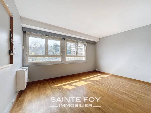 2025702 image6 - Sainte Foy Immobilier - Ce sont des agences immobilières dans l'Ouest Lyonnais spécialisées dans la location de maison ou d'appartement et la vente de propriété de prestige.