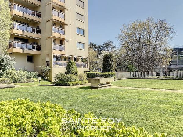 2023755 image10 - Sainte Foy Immobilier - Ce sont des agences immobilières dans l'Ouest Lyonnais spécialisées dans la location de maison ou d'appartement et la vente de propriété de prestige.