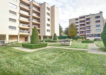 2023755 image1 - Sainte Foy Immobilier - Ce sont des agences immobilières dans l'Ouest Lyonnais spécialisées dans la location de maison ou d'appartement et la vente de propriété de prestige.