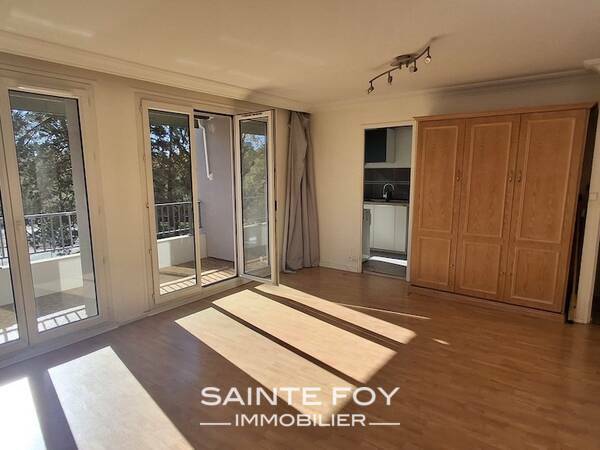 2021586 image5 - Sainte Foy Immobilier - Ce sont des agences immobilières dans l'Ouest Lyonnais spécialisées dans la location de maison ou d'appartement et la vente de propriété de prestige.