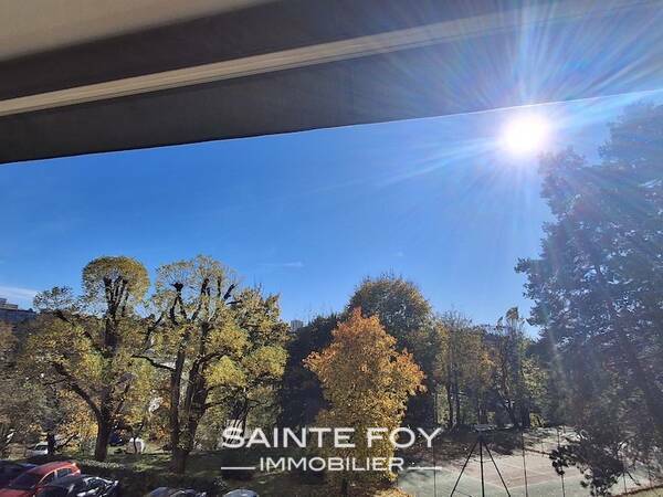 2021586 image7 - Sainte Foy Immobilier - Ce sont des agences immobilières dans l'Ouest Lyonnais spécialisées dans la location de maison ou d'appartement et la vente de propriété de prestige.