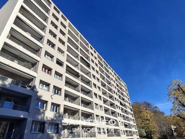 2021586 image9 - Sainte Foy Immobilier - Ce sont des agences immobilières dans l'Ouest Lyonnais spécialisées dans la location de maison ou d'appartement et la vente de propriété de prestige.