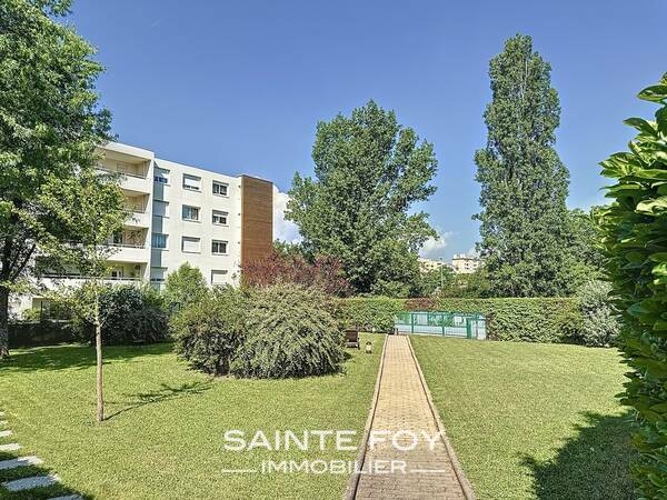 2025693 image10 - Sainte Foy Immobilier - Ce sont des agences immobilières dans l'Ouest Lyonnais spécialisées dans la location de maison ou d'appartement et la vente de propriété de prestige.
