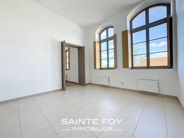 2025682 image3 - Sainte Foy Immobilier - Ce sont des agences immobilières dans l'Ouest Lyonnais spécialisées dans la location de maison ou d'appartement et la vente de propriété de prestige.