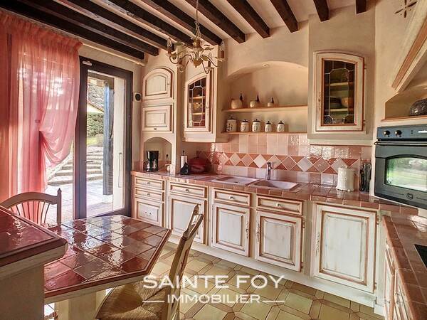 2025719 image5 - Sainte Foy Immobilier - Ce sont des agences immobilières dans l'Ouest Lyonnais spécialisées dans la location de maison ou d'appartement et la vente de propriété de prestige.