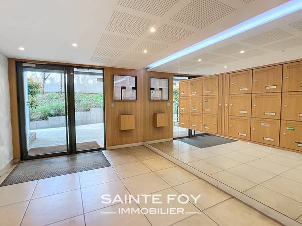 2021565 image8 - Sainte Foy Immobilier - Ce sont des agences immobilières dans l'Ouest Lyonnais spécialisées dans la location de maison ou d'appartement et la vente de propriété de prestige.