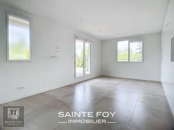 2025736 image10 - Sainte Foy Immobilier - Ce sont des agences immobilières dans l'Ouest Lyonnais spécialisées dans la location de maison ou d'appartement et la vente de propriété de prestige.