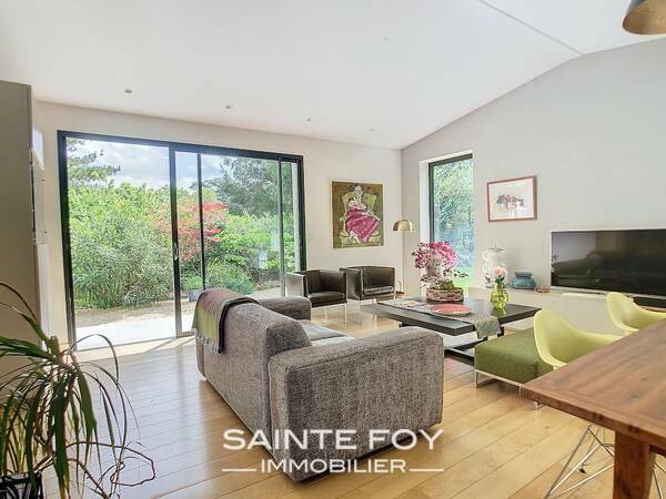 2025720 image2 - Sainte Foy Immobilier - Ce sont des agences immobilières dans l'Ouest Lyonnais spécialisées dans la location de maison ou d'appartement et la vente de propriété de prestige.