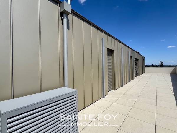 2025731 image2 - Sainte Foy Immobilier - Ce sont des agences immobilières dans l'Ouest Lyonnais spécialisées dans la location de maison ou d'appartement et la vente de propriété de prestige.