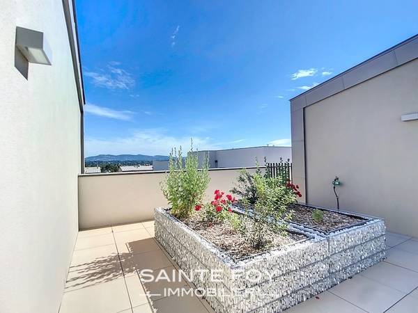 2025731 image3 - Sainte Foy Immobilier - Ce sont des agences immobilières dans l'Ouest Lyonnais spécialisées dans la location de maison ou d'appartement et la vente de propriété de prestige.