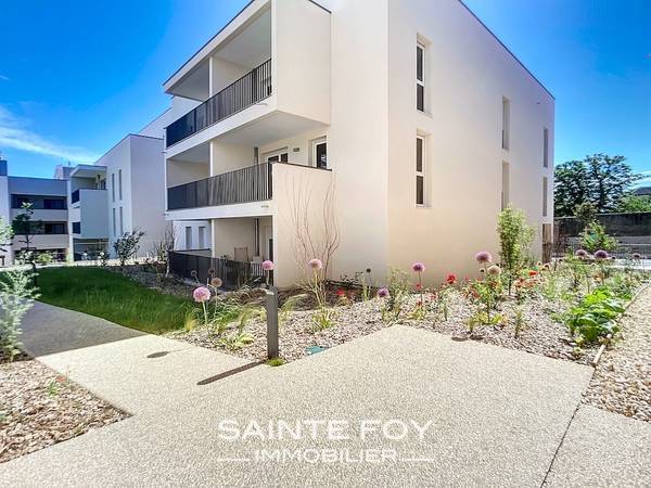 2025731 image8 - Sainte Foy Immobilier - Ce sont des agences immobilières dans l'Ouest Lyonnais spécialisées dans la location de maison ou d'appartement et la vente de propriété de prestige.