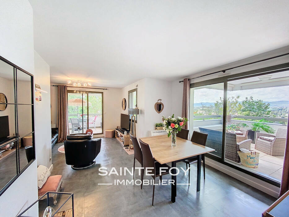 2025759 image1 - Sainte Foy Immobilier - Ce sont des agences immobilières dans l'Ouest Lyonnais spécialisées dans la location de maison ou d'appartement et la vente de propriété de prestige.