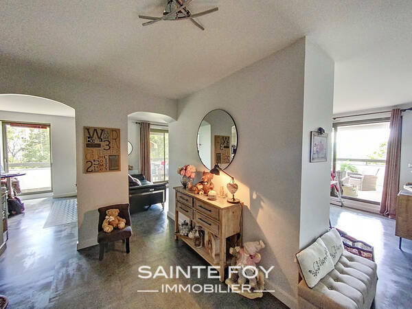 2025759 image5 - Sainte Foy Immobilier - Ce sont des agences immobilières dans l'Ouest Lyonnais spécialisées dans la location de maison ou d'appartement et la vente de propriété de prestige.