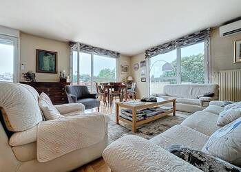 2025756 image1 - Sainte Foy Immobilier - Ce sont des agences immobilières dans l'Ouest Lyonnais spécialisées dans la location de maison ou d'appartement et la vente de propriété de prestige.