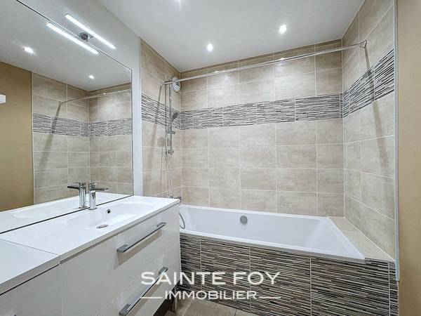 2025745 image9 - Sainte Foy Immobilier - Ce sont des agences immobilières dans l'Ouest Lyonnais spécialisées dans la location de maison ou d'appartement et la vente de propriété de prestige.