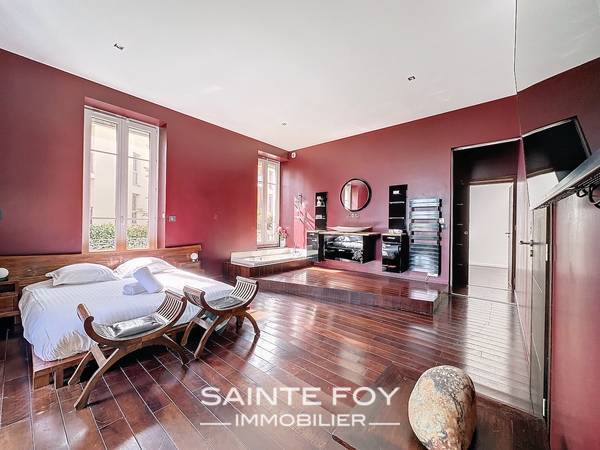 2025781 image5 - Sainte Foy Immobilier - Ce sont des agences immobilières dans l'Ouest Lyonnais spécialisées dans la location de maison ou d'appartement et la vente de propriété de prestige.