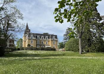 2025794 image1 - Sainte Foy Immobilier - Ce sont des agences immobilières dans l'Ouest Lyonnais spécialisées dans la location de maison ou d'appartement et la vente de propriété de prestige.