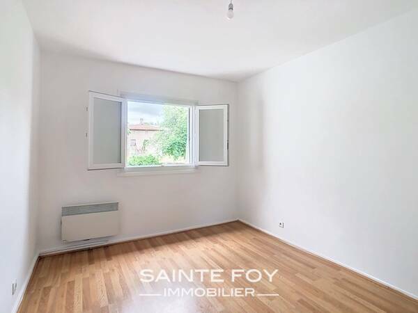 2025798 image5 - Sainte Foy Immobilier - Ce sont des agences immobilières dans l'Ouest Lyonnais spécialisées dans la location de maison ou d'appartement et la vente de propriété de prestige.