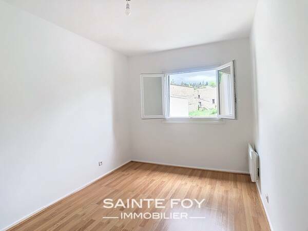 2025798 image6 - Sainte Foy Immobilier - Ce sont des agences immobilières dans l'Ouest Lyonnais spécialisées dans la location de maison ou d'appartement et la vente de propriété de prestige.