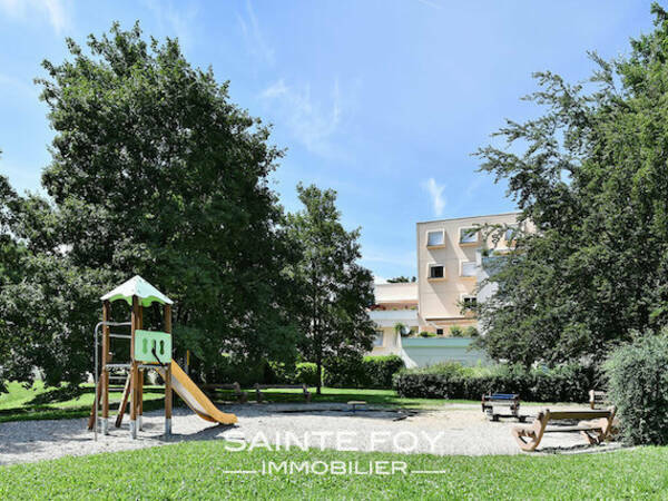 2025798 image8 - Sainte Foy Immobilier - Ce sont des agences immobilières dans l'Ouest Lyonnais spécialisées dans la location de maison ou d'appartement et la vente de propriété de prestige.