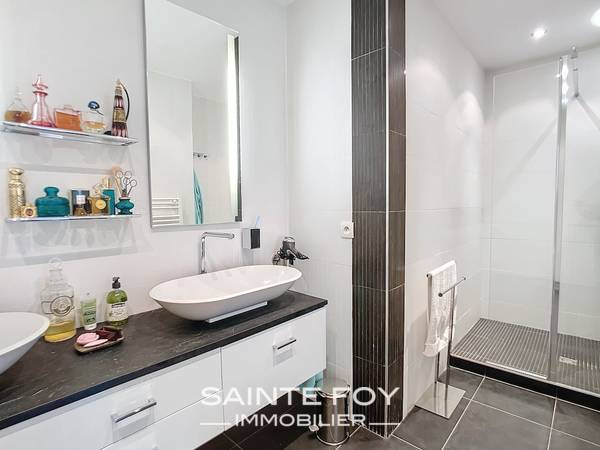 2025810 image7 - Sainte Foy Immobilier - Ce sont des agences immobilières dans l'Ouest Lyonnais spécialisées dans la location de maison ou d'appartement et la vente de propriété de prestige.
