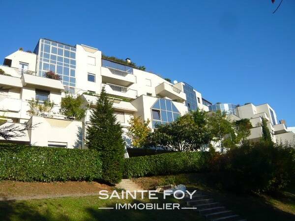 2025925 image9 - Sainte Foy Immobilier - Ce sont des agences immobilières dans l'Ouest Lyonnais spécialisées dans la location de maison ou d'appartement et la vente de propriété de prestige.