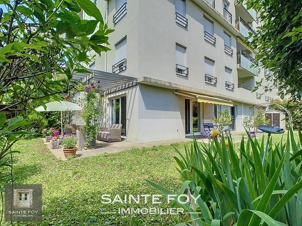 2025706 image3 - Sainte Foy Immobilier - Ce sont des agences immobilières dans l'Ouest Lyonnais spécialisées dans la location de maison ou d'appartement et la vente de propriété de prestige.