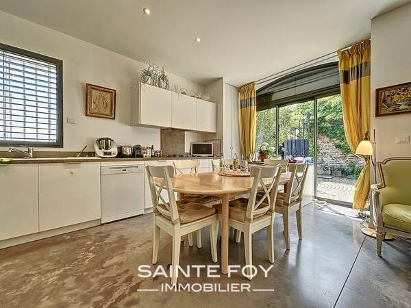 2025930 image5 - Sainte Foy Immobilier - Ce sont des agences immobilières dans l'Ouest Lyonnais spécialisées dans la location de maison ou d'appartement et la vente de propriété de prestige.