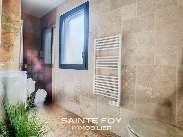 2025799 image6 - Sainte Foy Immobilier - Ce sont des agences immobilières dans l'Ouest Lyonnais spécialisées dans la location de maison ou d'appartement et la vente de propriété de prestige.