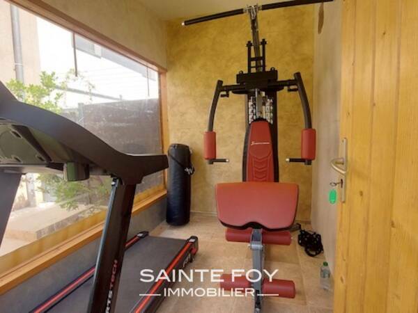 2025799 image7 - Sainte Foy Immobilier - Ce sont des agences immobilières dans l'Ouest Lyonnais spécialisées dans la location de maison ou d'appartement et la vente de propriété de prestige.